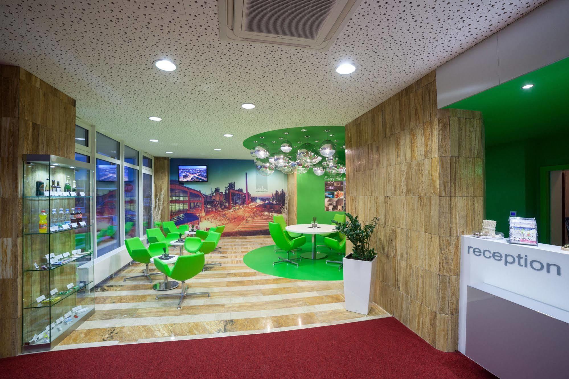 协和俱乐部酒店 俄斯特拉发 外观 照片